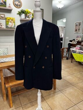 100% Cashmere Classic Double-Breasted Navy Blazer